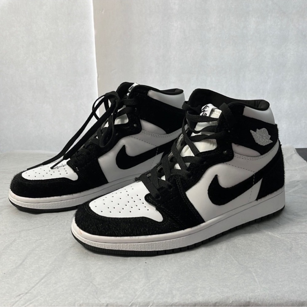 Nike Air Jordan one retro panda